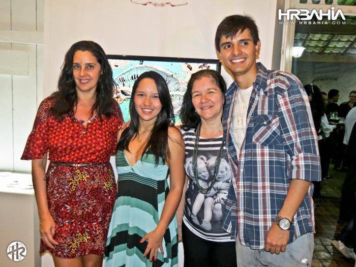 Equipe da UERJ composta pela professora Andréa Góes, designer Gina Arêdes e alunos de licenciatura em Ciências Biológicas da UERJ Juliana Nunes e Rômulo Baptista.