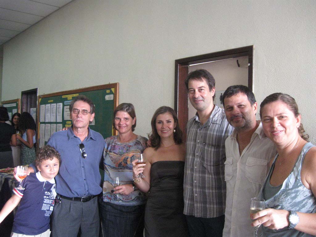 Durante o coquetel, com os professores Jorge Carvalho, Lena Geise, Marcos Ferraz, Marcelo Manzi e Alexandra Rizzo.