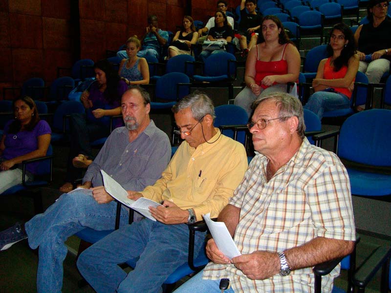Banca de Avaliação de Monografias - Profs. Adriano Caldeira de Araújo, Jayme da Cunha Bastos Neto, Mauro Velho de Castro Faria